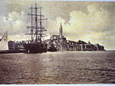 Cartolina vintage del porto di Rovigno con un veliero, Croazia